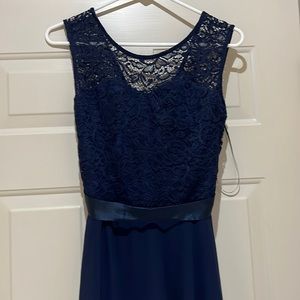 Beautiful navy dress size large, worn ones for homecoming